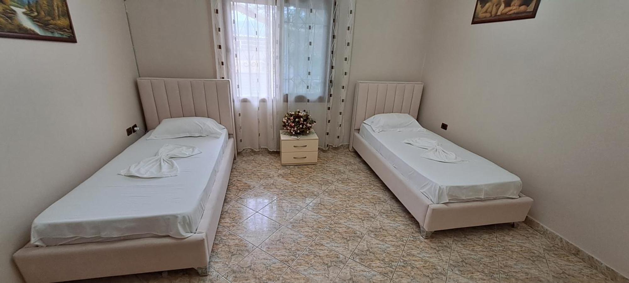 Guesthouse Vlorë Exteriör bild