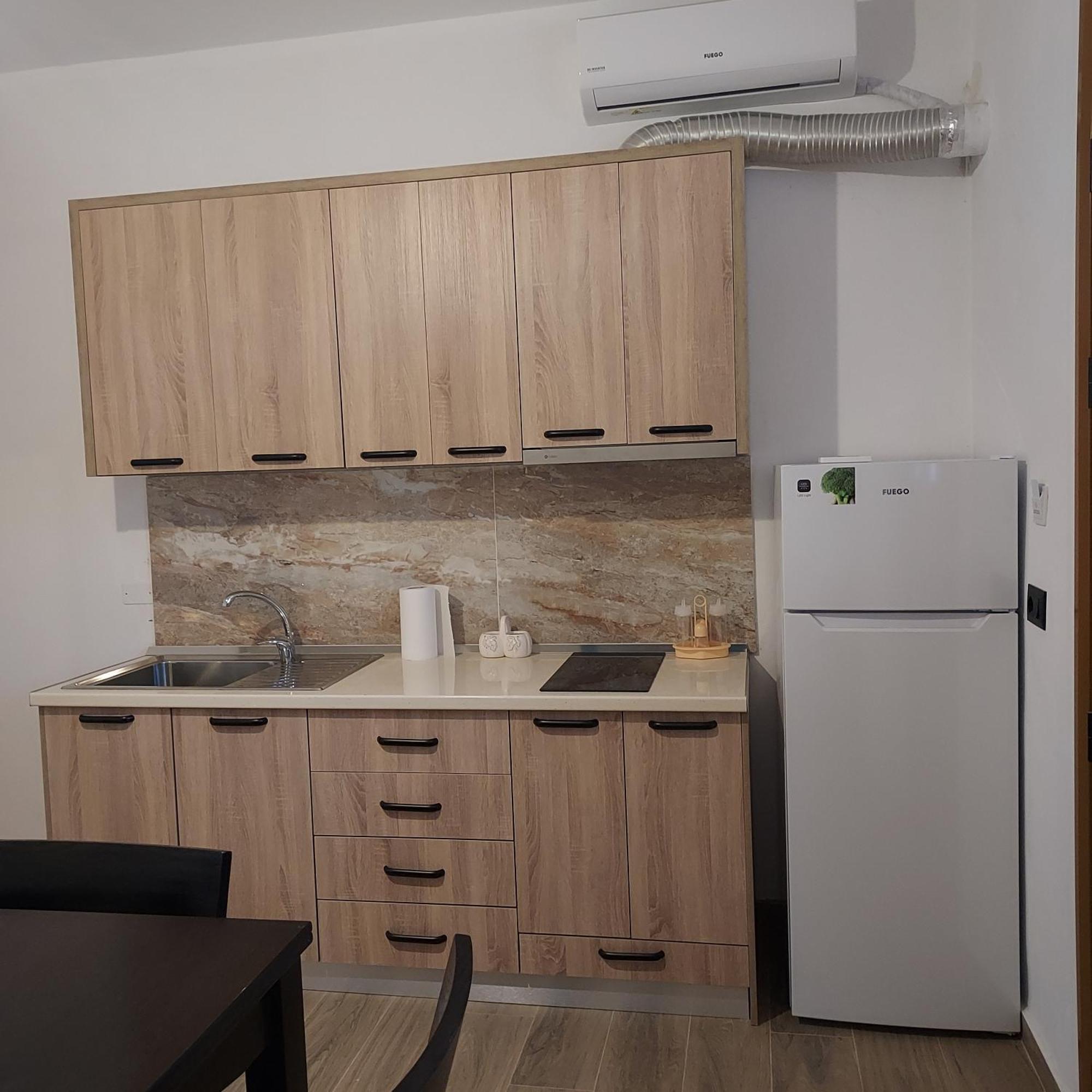 Guesthouse Vlorë Exteriör bild